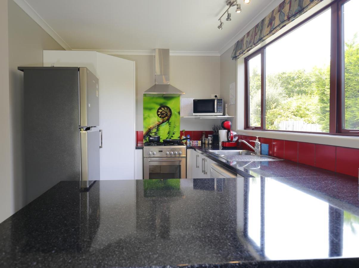Mokonui Cottage - Te Anau Holiday Home 外观 照片